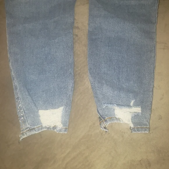 NWT Ashley Stewart Jeans. - Picture 5 of 7